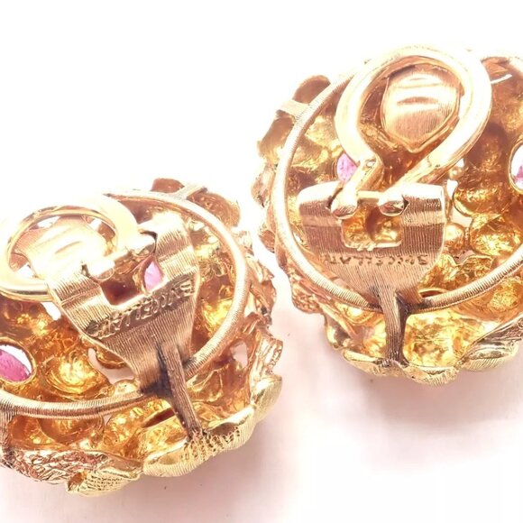 Authentic! Vintage Buccellati 18k Yellow Gold Carved Ruby Flower Earrings - Picture 7 of 12